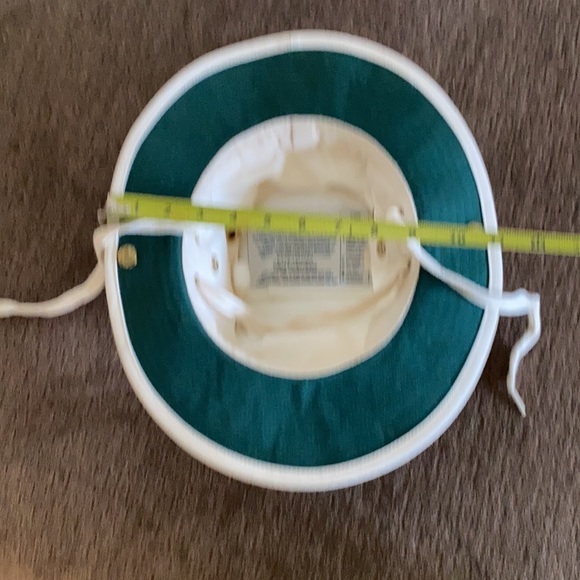 Tilley Endourable Outdoor Hat! - Picture 13 of 14